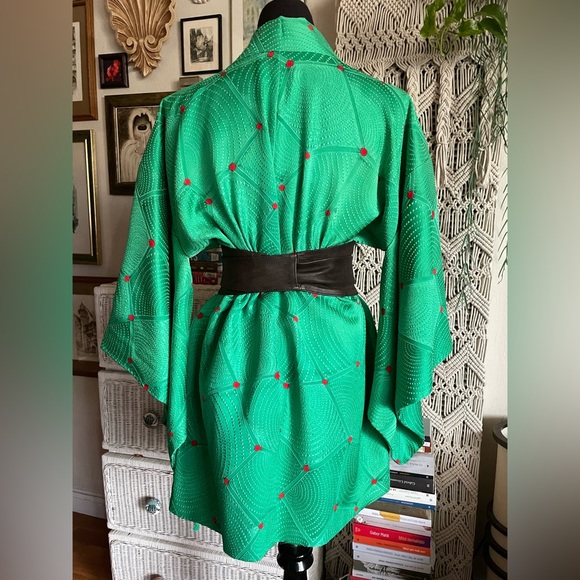 Green Silk Haori Kimono - Picture 10 of 14
